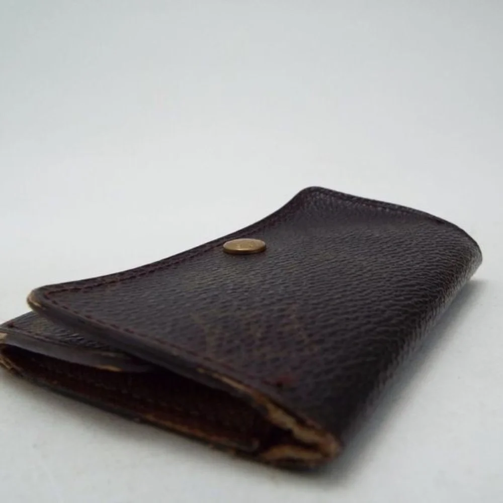 Louis Vuitton Monogram Key Holder/Wallet #399💥PRICE DROP💥